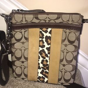 Cross body Coach bag never used